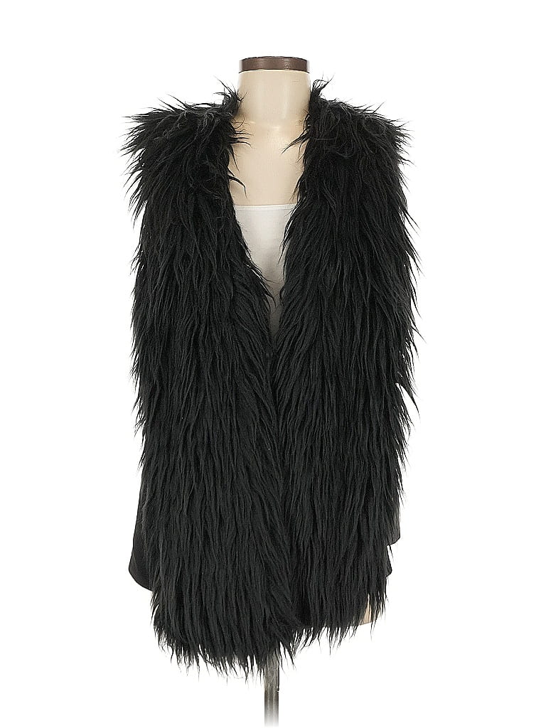 Pre-owned Cabi Faux Fur Vest In Black