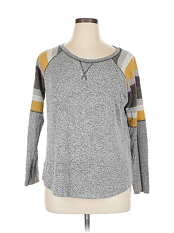 24/7 Maurices 3/4 Sleeve T-Shirt (view 1)