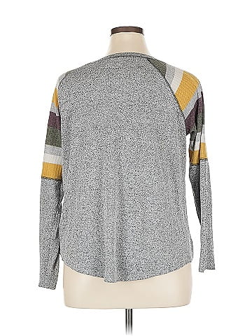 24/7 Maurices 3/4 Sleeve T-Shirt (view 2)