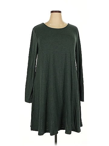 Old Navy Casual Dress (view 2)