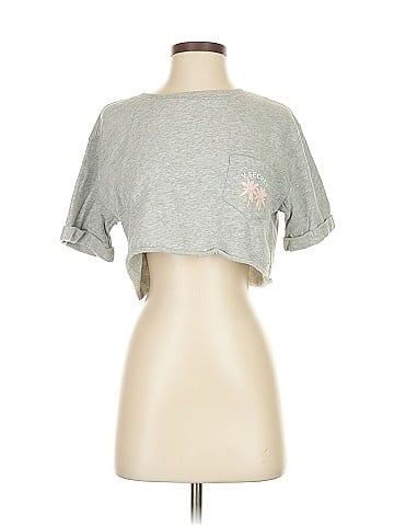 Victoria's Secret Short Sleeve T-Shirt (view 1)