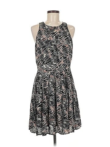 Paper Crown Casual Dress (view 1)