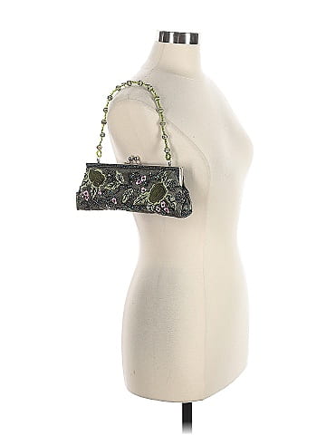 Apt. 9 Clutch (view 2)