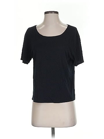 TNA Short Sleeve T-Shirt (view 1)