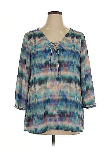 a.n.a. A New Approach 3/4 Sleeve Blouse (view 1)