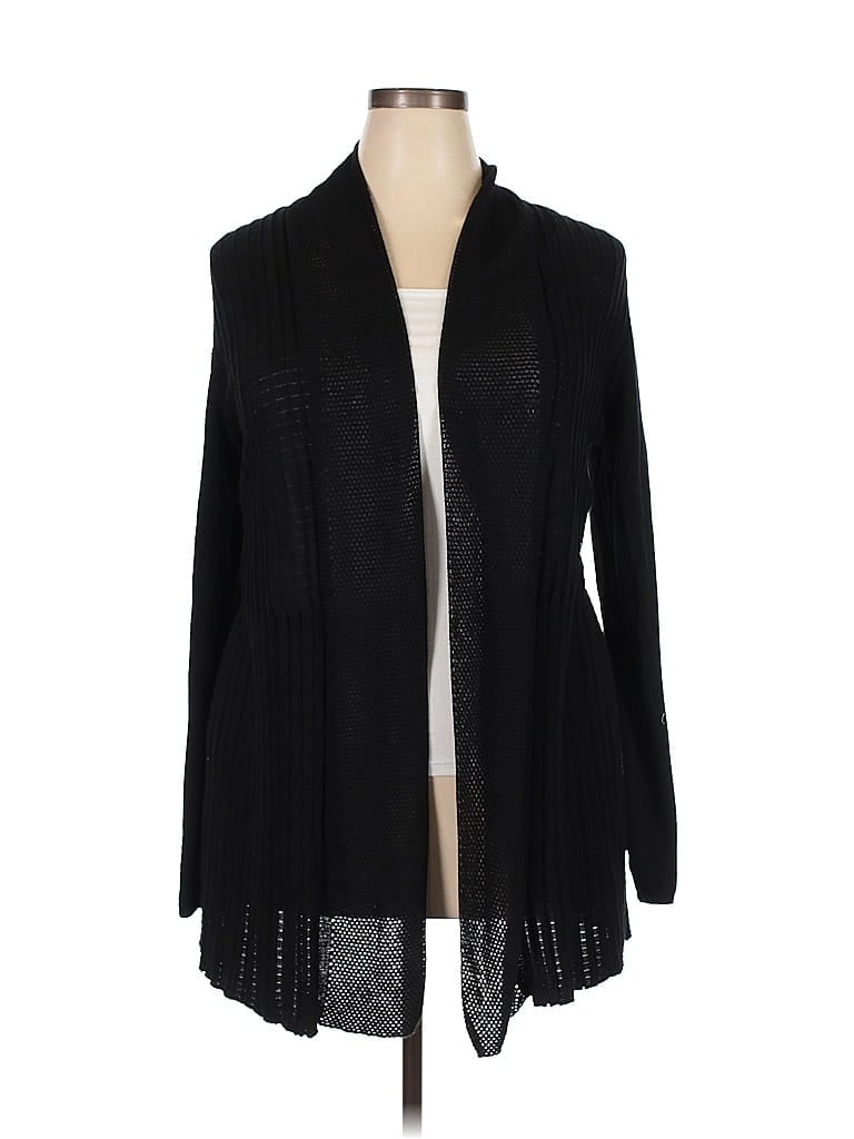 Click to view more detailed imagery on our partner's website Pre-owned Belldini Kimono In Black
