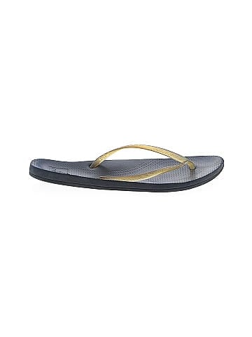 Reef Flip Flops (view 1)