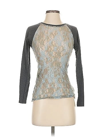 Delia's 3/4 Sleeve T-Shirt (view 1)