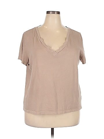 Gap Short Sleeve T-Shirt (view 1)
