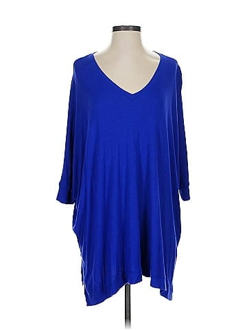 Bordeaux Poncho (view 1)