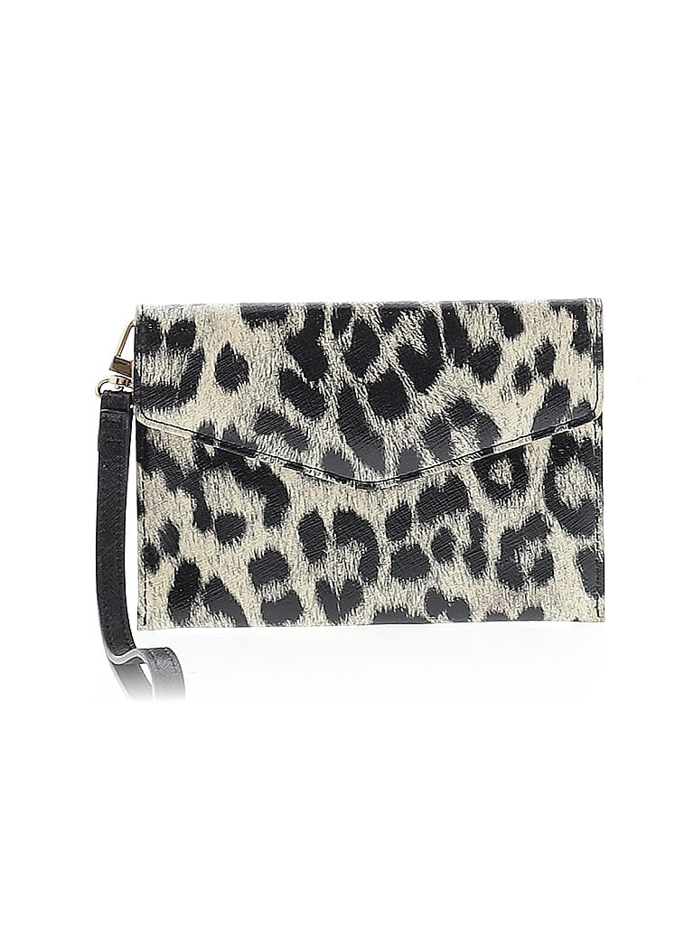 Pre-owned Halogen Wristlet In Gray