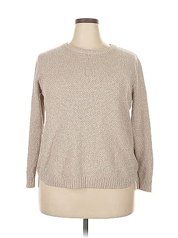 Pink Clover Long Sleeve T-Shirt (view 1)