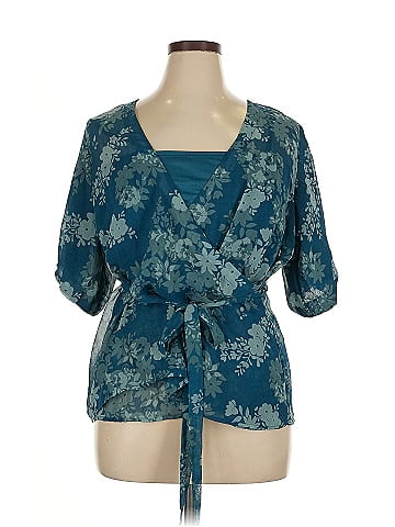Daisy Fuentes Short Sleeve T-Shirt (view 1)
