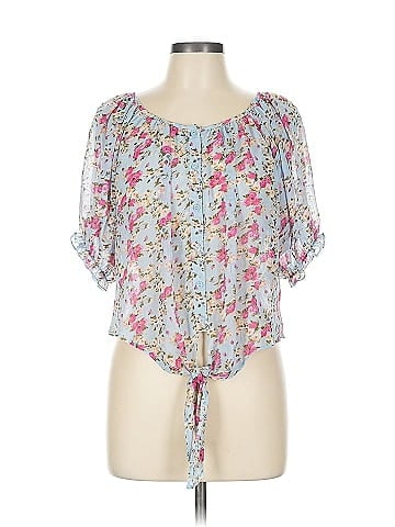 Delia's Short Sleeve Blouse (view 1)