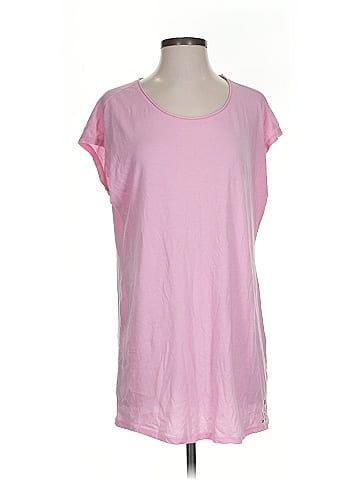 Victoria's Secret Short Sleeve T-Shirt (view 1)