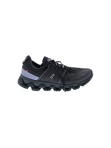 On Cloud Sneakers (view 1)