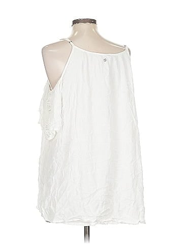 Rip Curl Sleeveless Blouse (view 2)