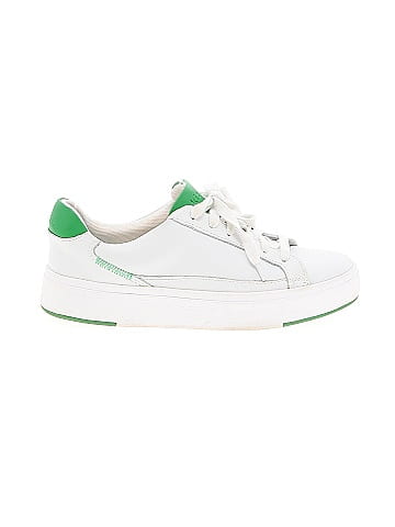 KIZIK Sneakers (view 1)