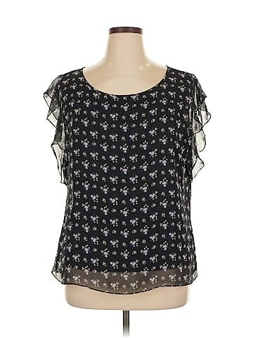 Vince Camuto Short Sleeve Blouse (view 1)