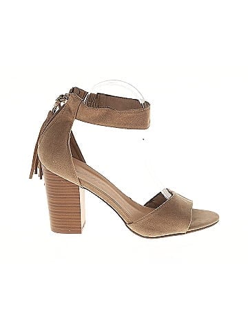 Breckelle's Heels (view 1)