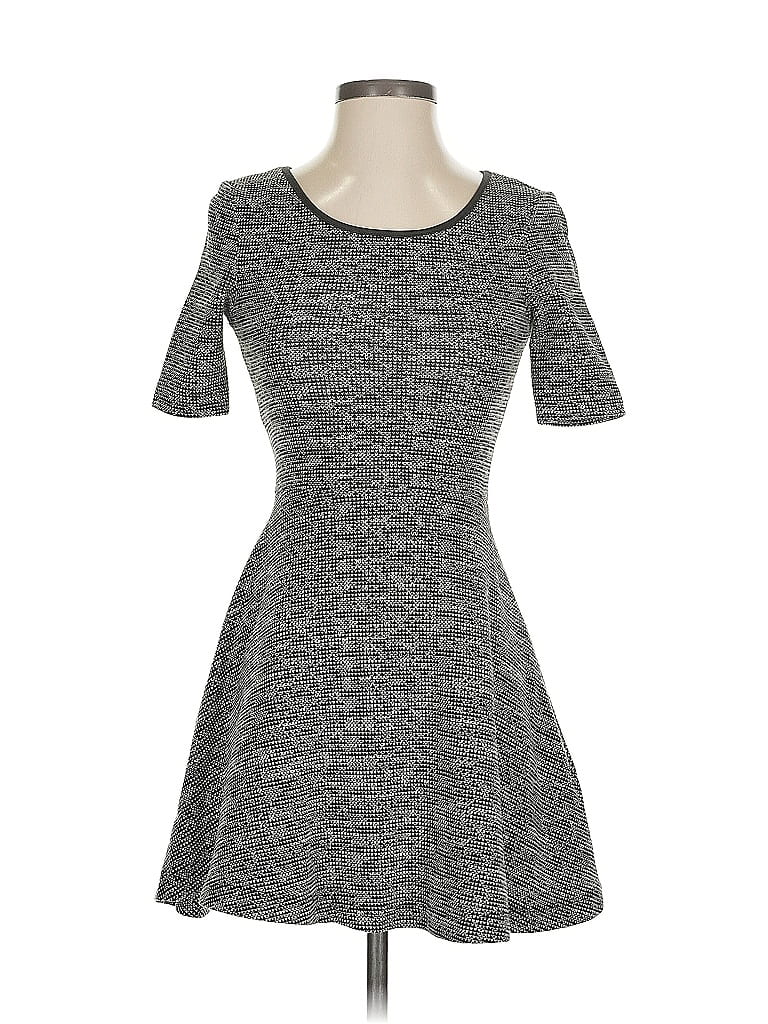 Pre-owned Divided By H&m Casual Dress In Gray