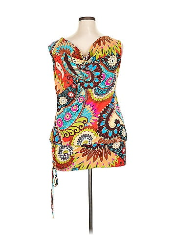 Eyeshadow Sleeveless Blouse (view 2)