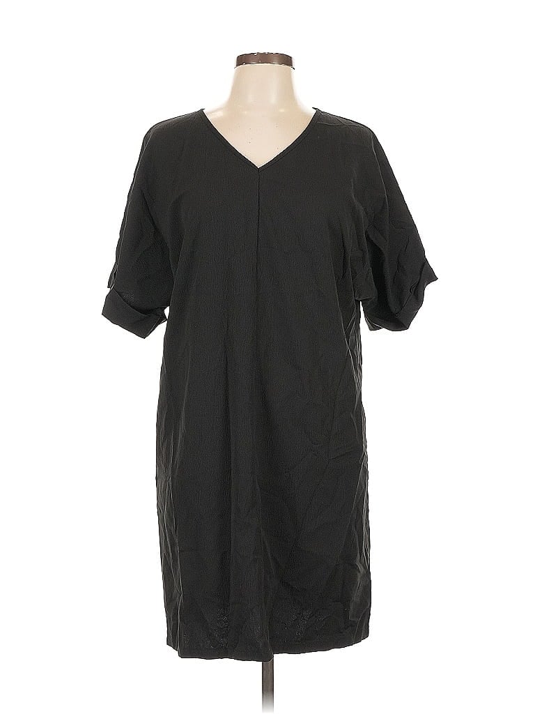 Pre-owned Shein Casual Dress In Black