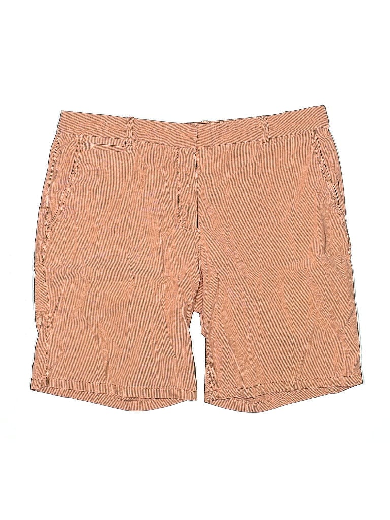 Click to view more detailed imagery on our partner's website Pre-owned Gap Shorts In Orange