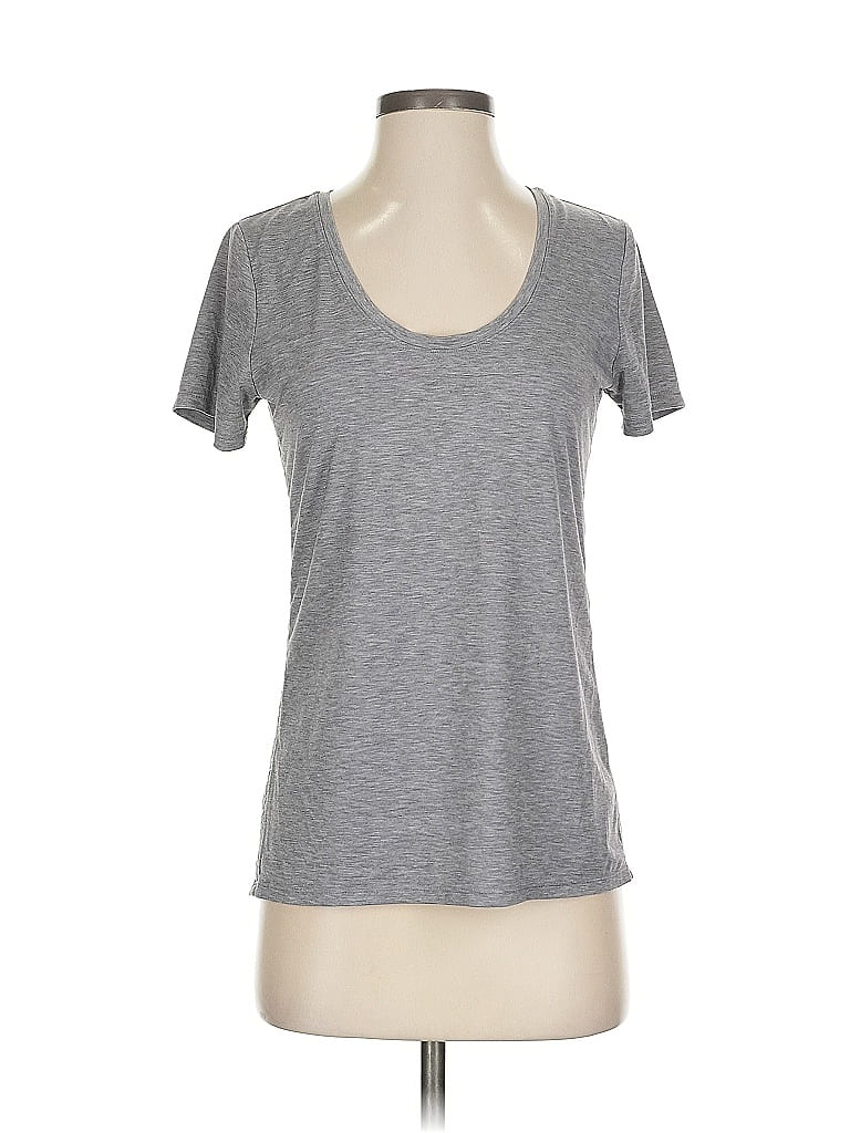 Pre-owned Athleta Short Sleeve T-shirt In Gray