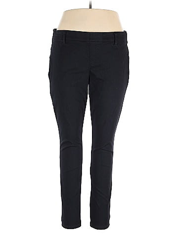 Amazon Essentials Dress Pants (view 1)