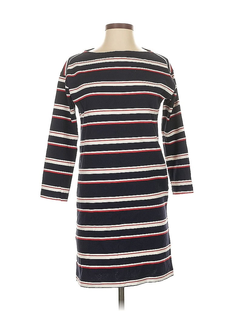 Click to view more detailed imagery on our partner's website Pre-owned Uniqlo Casual Dress In Gray