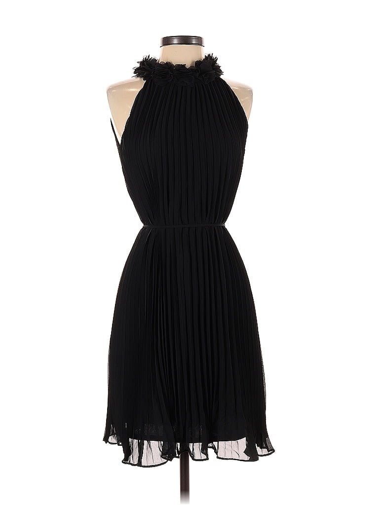 Click to view more detailed imagery on our partner's website Pre-owned Nicole Miller Cocktail Dress In Black