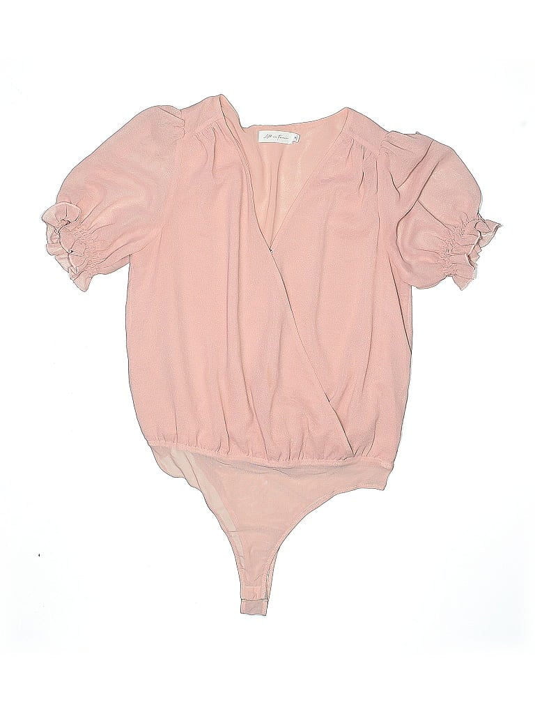 Click to view more detailed imagery on our partner's website Pre-owned All In Favor 3/4 Sleeve Blouse In Pink