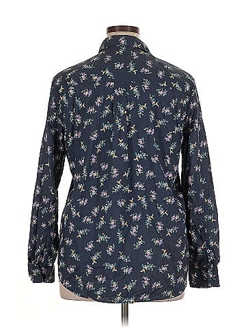 Gap Long Sleeve Button-Down Shirt (view 2)
