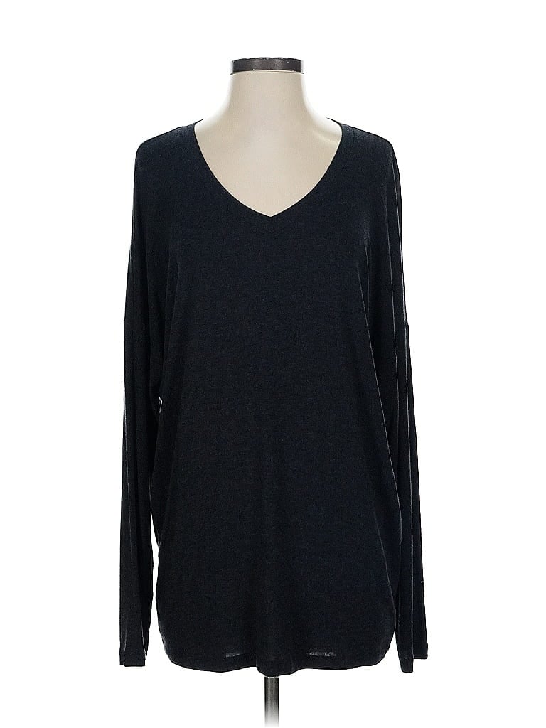 Pre-owned Cabi Long Sleeve T-shirt In Black