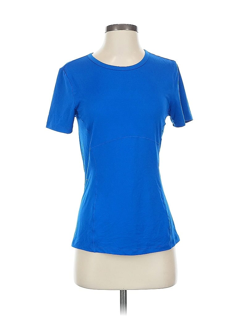 Click to view more detailed imagery on our partner's website Pre-owned Fabletics Active T-shirt In Blue
