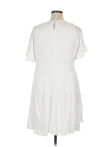 Crown & Ivy Casual Dress (view 2)