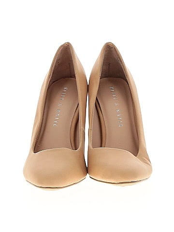 Kelly & Katie Heels (view 2)