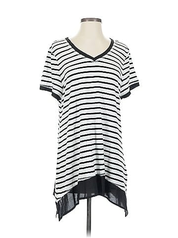 Zenergy by Chico's Short Sleeve T-Shirt (view 1)