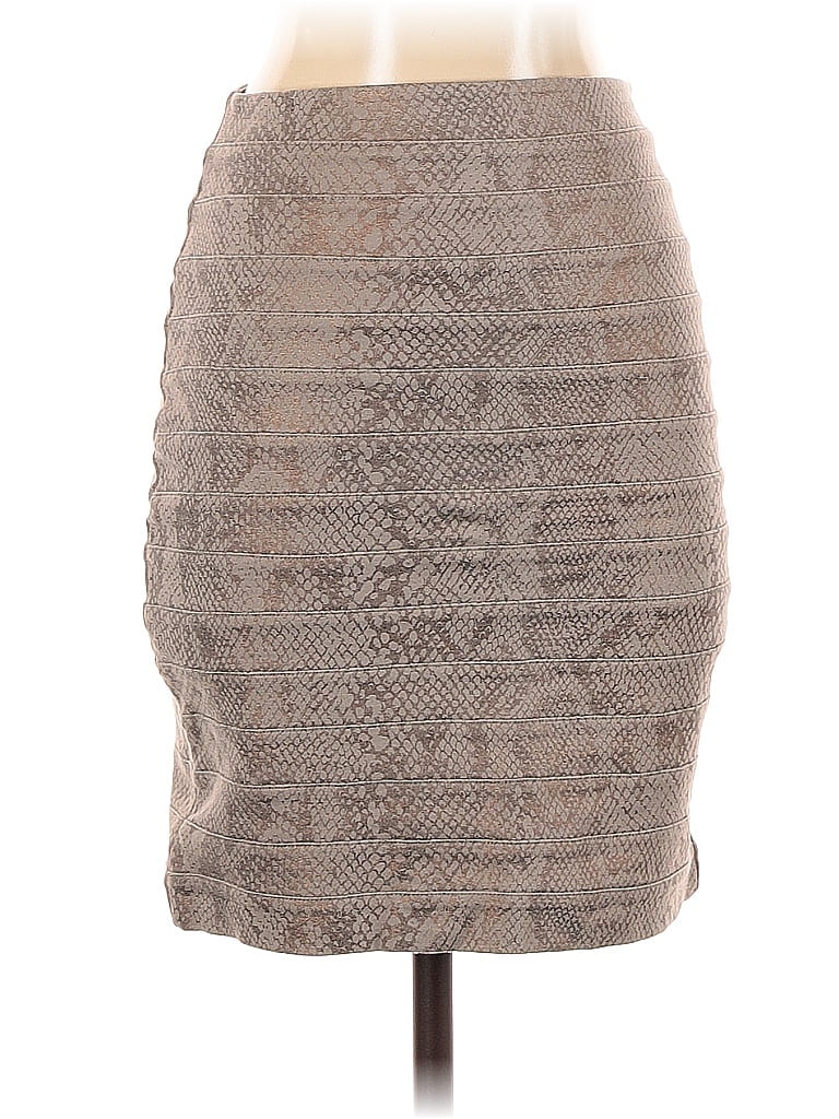 Click to view more detailed imagery on our partner's website Pre-owned Express Formal Skirt In Gray