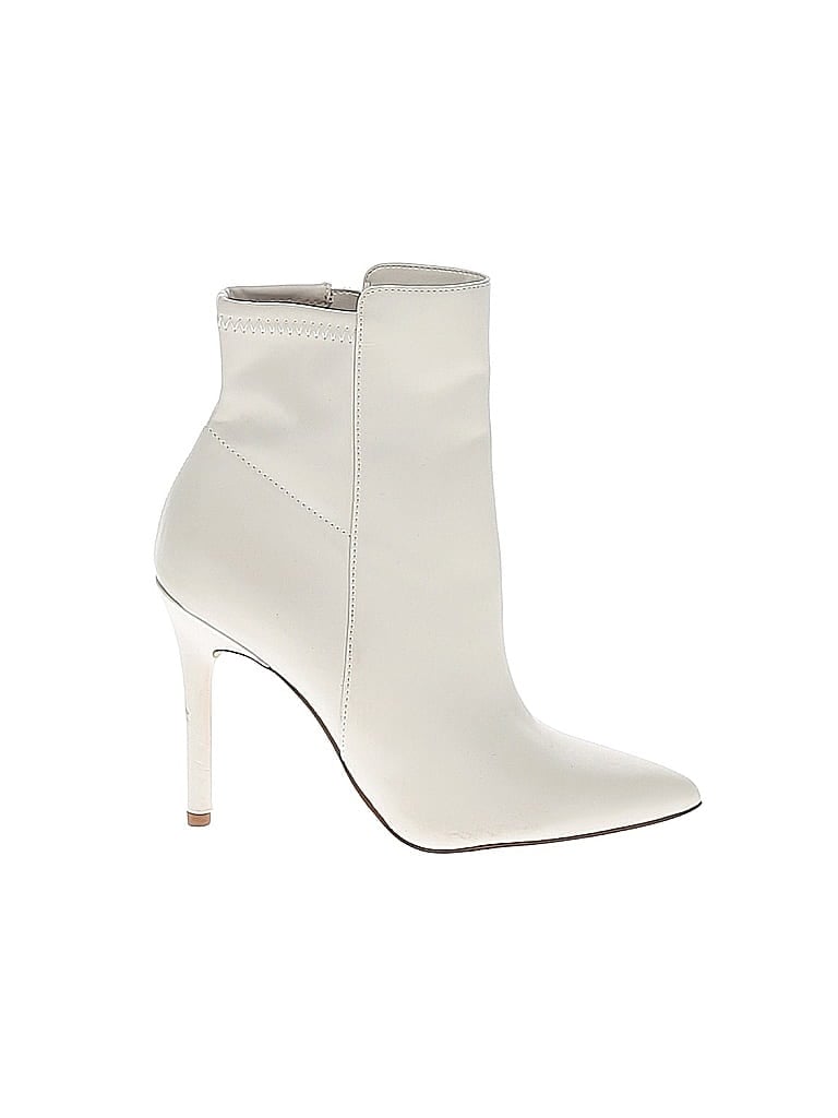 Click to view more detailed imagery on our partner's website Pre-owned Jessica Simpson Ankle Boots In Gray