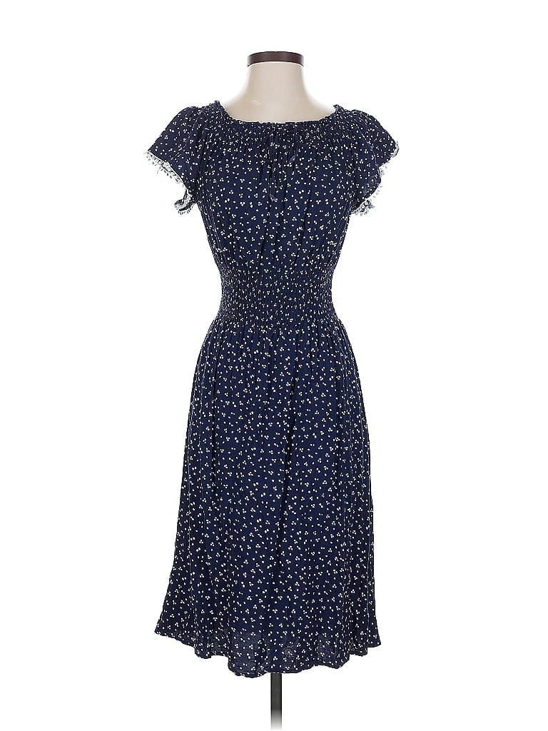 Pre-owned Kindred Casual Dress In Blue