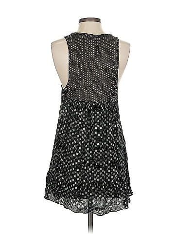 Ecote Sleeveless Blouse (view 2)