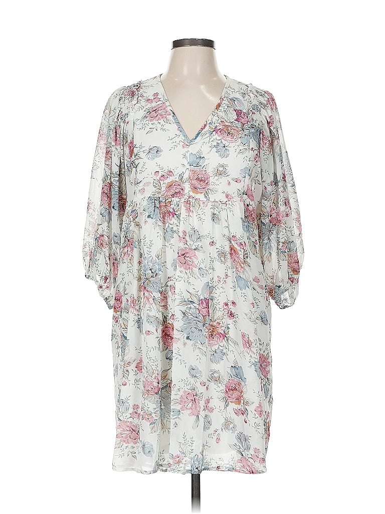 Pre-owned Umgee Casual Dress In White