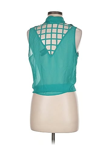 Bisou Bisou Sleeveless T-Shirt (view 2)
