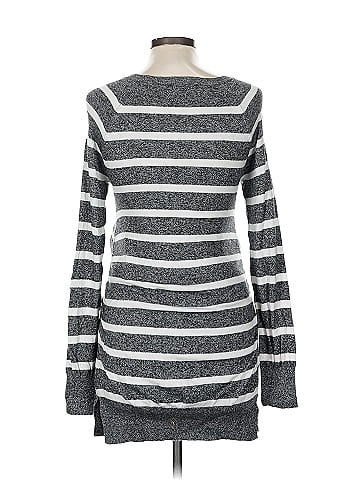 Liz Lange Maternity for Target Long Sleeve T-Shirt (view 2)