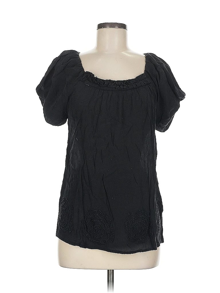 Click to view more detailed imagery on our partner's website Pre-owned Solitaire Short Sleeve Blouse In Black