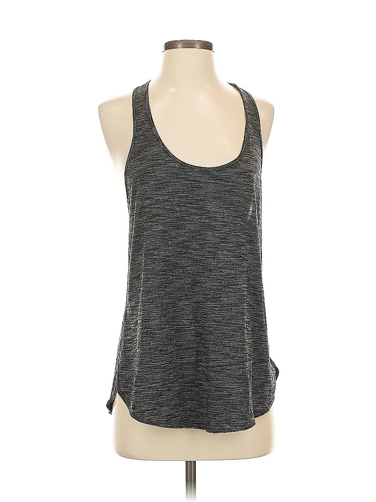 Click to view more detailed imagery on our partner's website Pre-owned Lululemon Athletica Active Tank Top In Gray