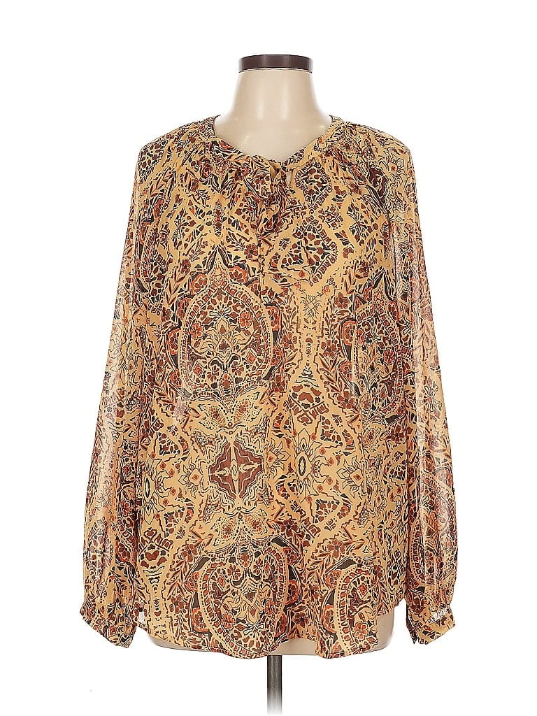 Pre-owned Torrid Long Sleeve Blouse In Gold