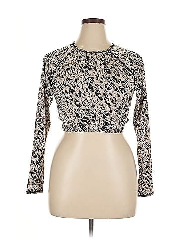 all in motion Long Sleeve Top (view 1)